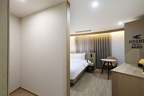 HotelHound Jeonju Junghwasan