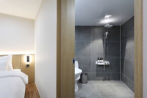 HotelHound Jeonju Junghwasan