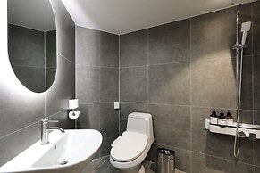 HotelHound Jeonju Junghwasan