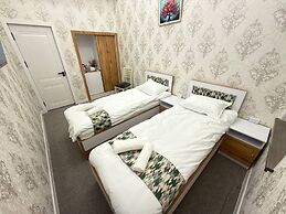 Hotel Bekh