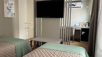 Empire Hotel Buenos Aires by HS