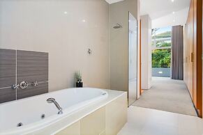 Oceanview Grange Retreat