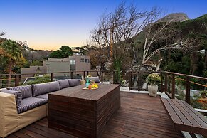 Higgo Crescent Villa