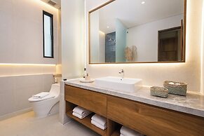 The Bali Manor Collection