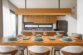 The Bali Manor Collection