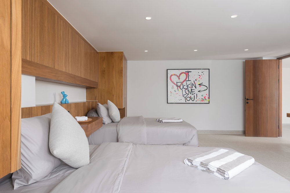 The Bali Manor Collection