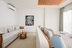 The Bali Manor Collection