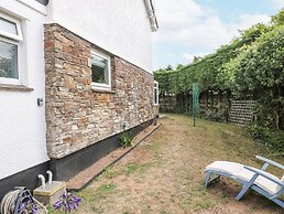 Thurlestone, 1 Island View