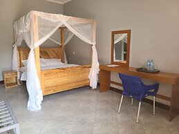 MEULY FAMILY LODGE
