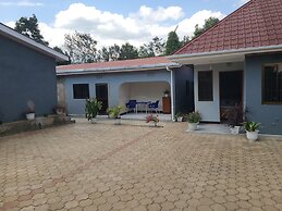 MEULY FAMILY LODGE