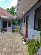 MEULY FAMILY LODGE