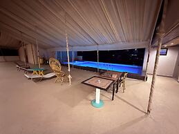 Ikonic Hotel - Bhushi Dam Lonavala