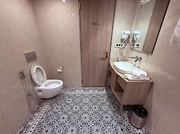 Ikonic Hotel - Bhushi Dam Lonavala