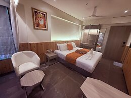 Ikonic Hotel - Bhushi Dam Lonavala