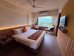 Ikonic Hotel - Bhushi Dam Lonavala