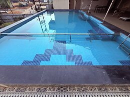 Ikonic Hotel - Bhushi Dam Lonavala