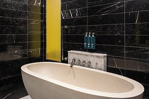 The Manchester Deansgate Hotel by IHG