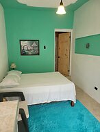 Cozy studio apartment with private parking