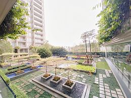 Modern Studio At Apartment Landmark Residence Bandung