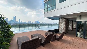 Serene And Nice 2Br At Samara Suites Apartment