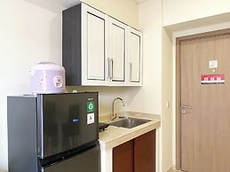 Homey And Warm 2Br At Meikarta Apartment