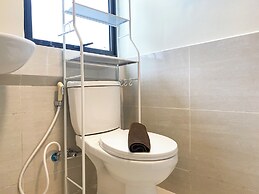 Homey And Warm 2Br At Meikarta Apartment