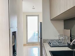 Spacious And Modern 3Br Ciputra World 2 Apartment