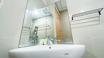 Spacious Studio Apartment B Residence