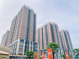 Tidy Warm Toned 2Br Apartment Meikarta