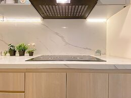 Tidy Warm Toned 2Br Apartment Meikarta