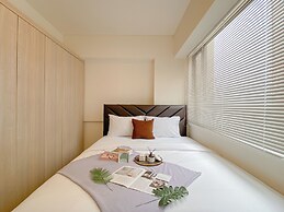 Tidy Warm Toned 2Br Apartment Meikarta