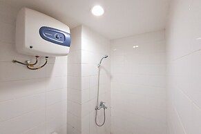 Basic Studio Room Apartment At Tuscany Residence