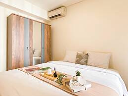 Basic 1Br With Extra Room At Meikarta Apartment