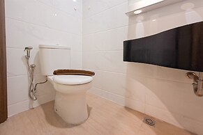Modern Style Studio At Apartment Sky House Bsd