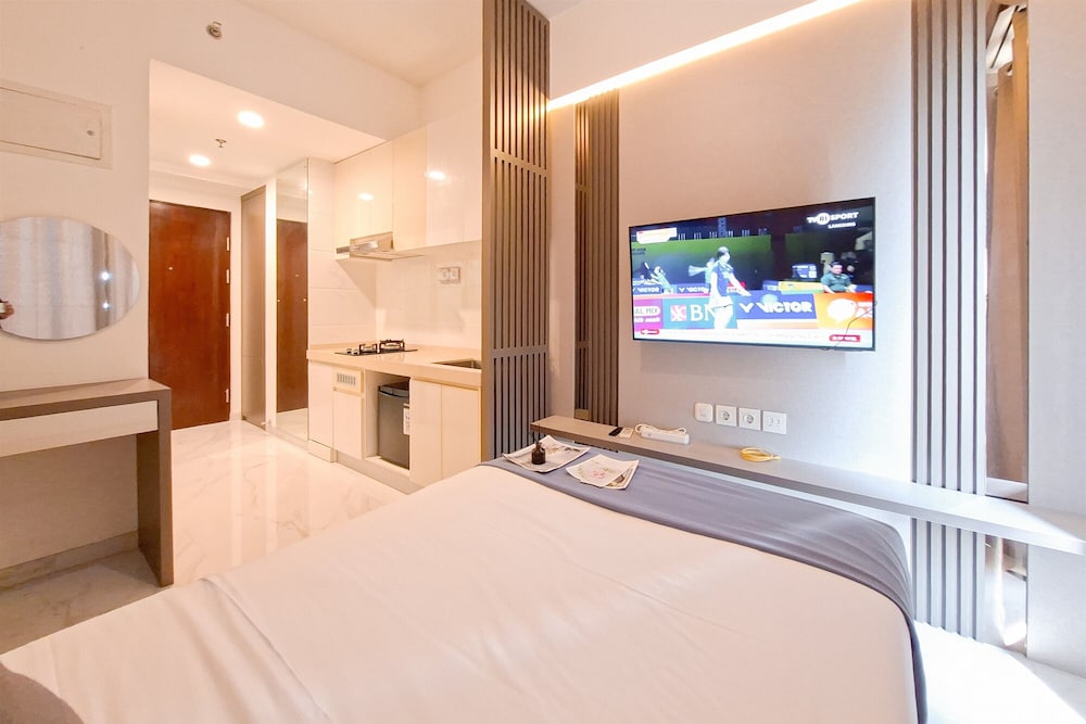 Modern Style Studio At Apartment Sky House Bsd