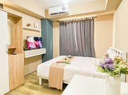 Soft Minimalist Studio Room At Meikarta Apartment