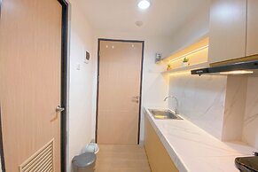 Warm Minimalist Studio Apartment The Alton