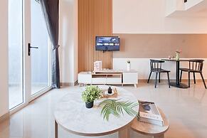 Spacious Studio Loft At Kingland Avenue Apartment
