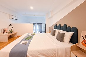 Spacious Studio Loft At Kingland Avenue Apartment