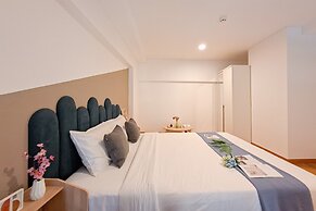 Spacious Studio Loft At Kingland Avenue Apartment