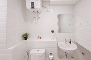 Spacious Studio Loft At Kingland Avenue Apartment