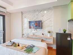 Warm Minimalist Studio Apartment Monroe Tower