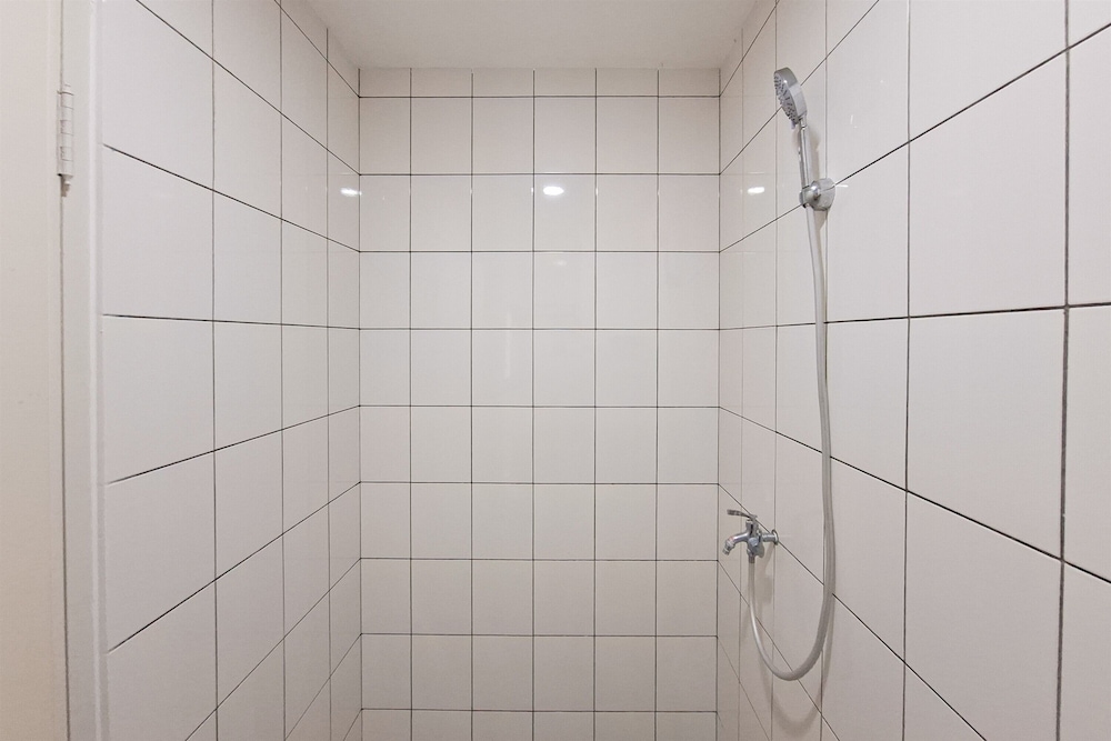 Comfortable Studio Room At Sudimara Forestwalk Apartment
