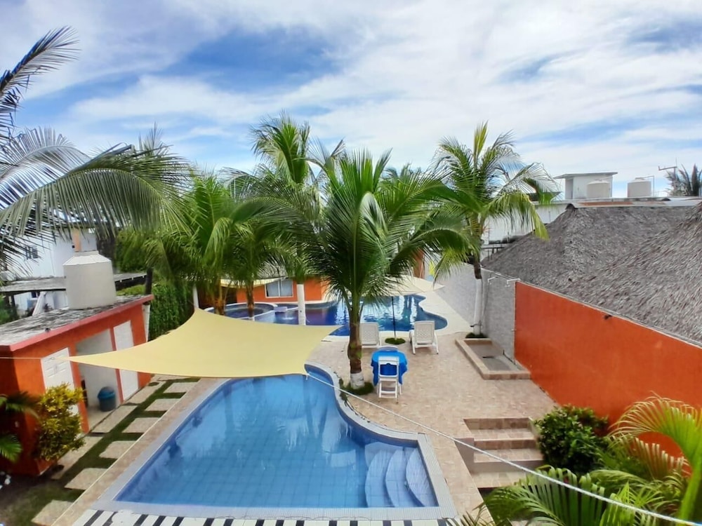 Hotel nuevo amanecer