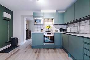 Flat 2 30 Northgate