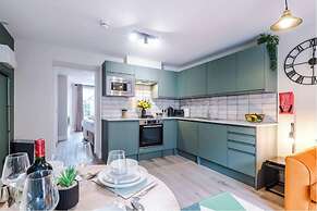 Flat 2 30 Northgate