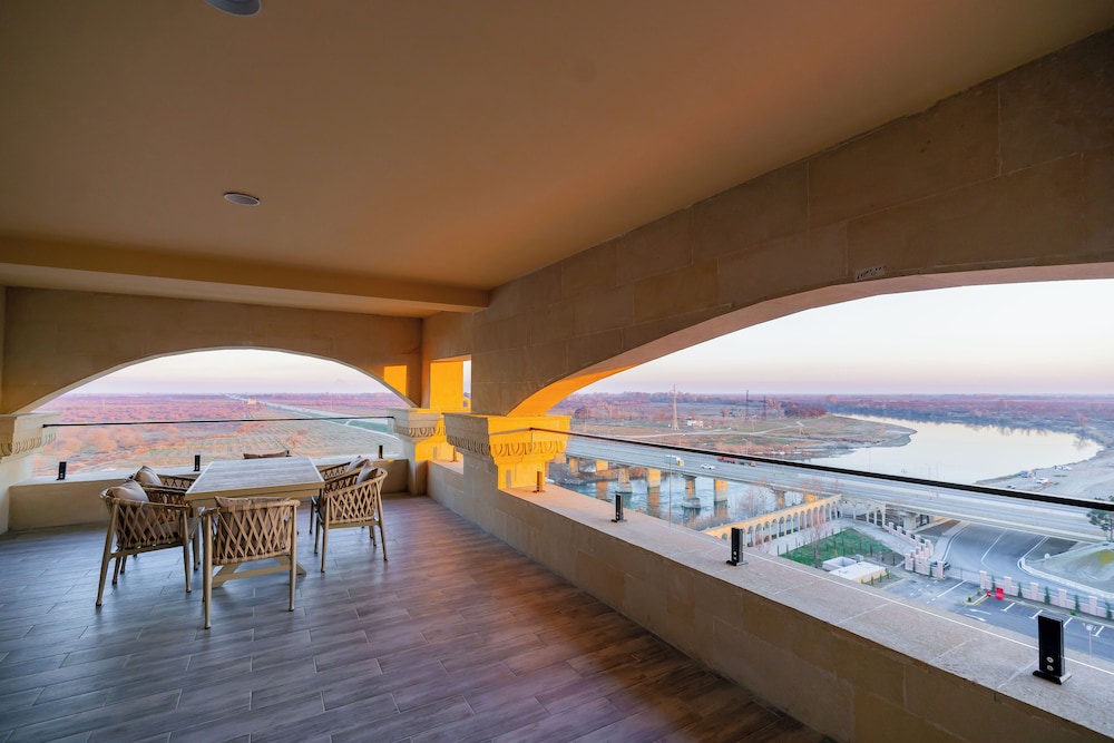 Yevlakh City Hotel