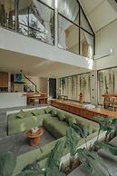 Moon Rock Villas
