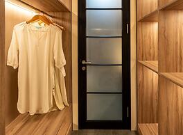Moon Rock Villas