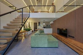 Moon Rock Villas